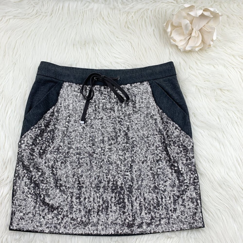 Ann Taylor Half Knit and Full Sequin Front Pull On Style Mini Skirt Women's S